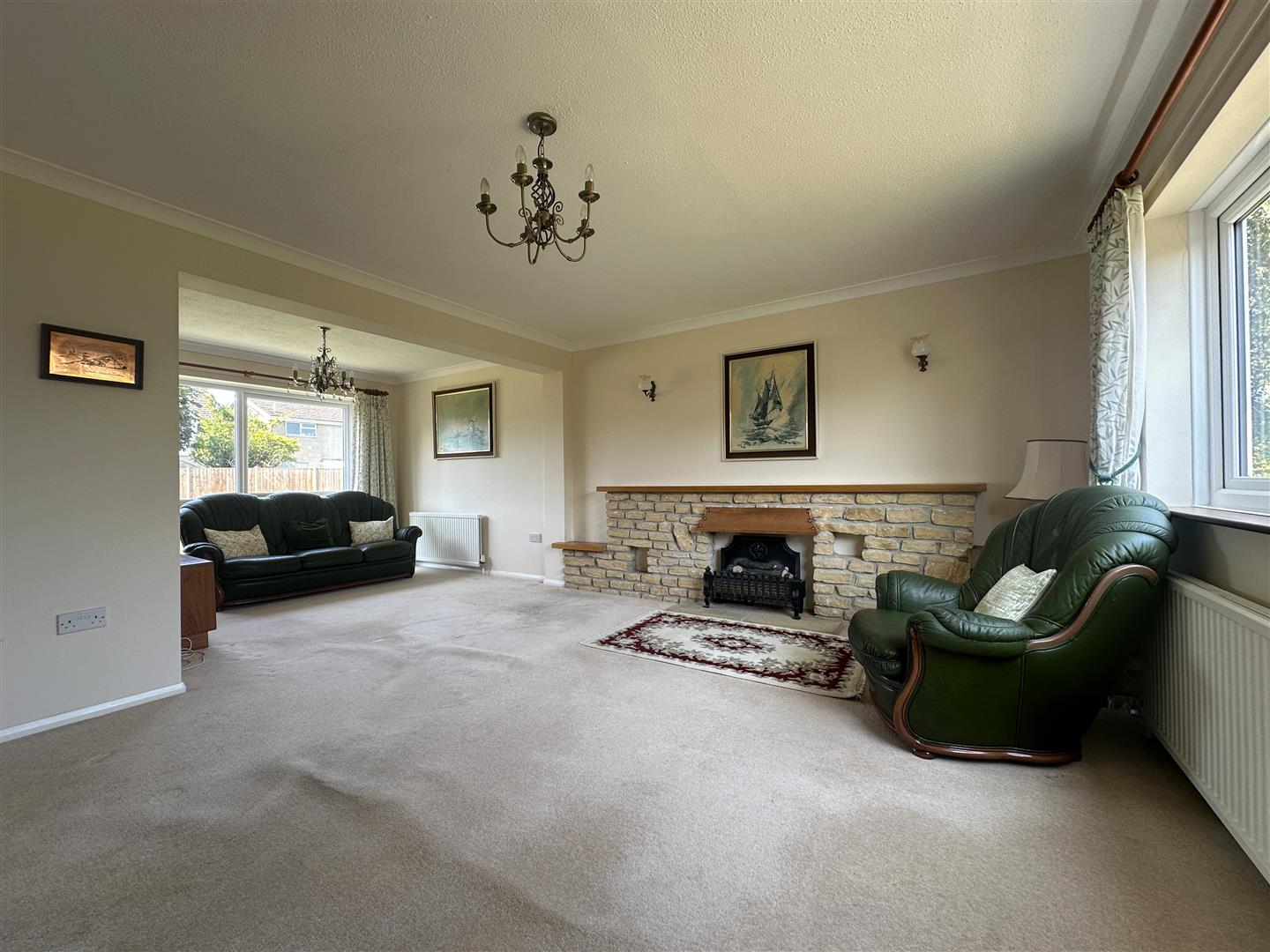 Lee Crescent, Sutton Benger, Chippenham